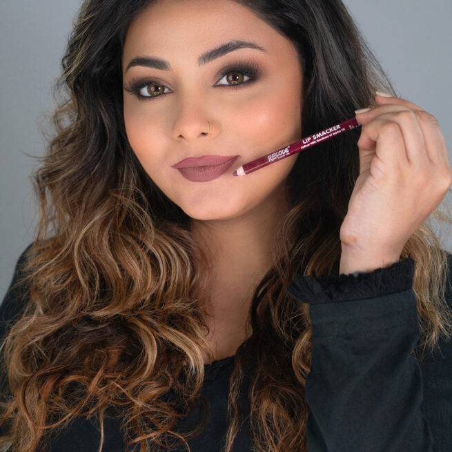 Matte Lip Liner Smacker with Smudge Proof Formula -1.20 G