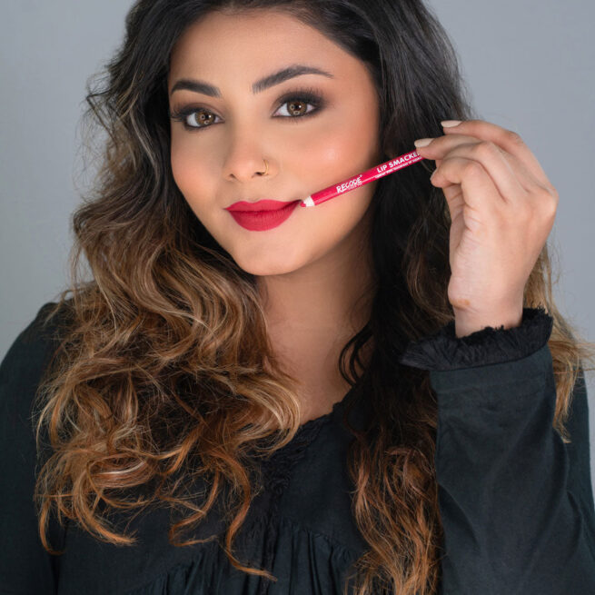 Matte Lip Liner Smacker with Smudge Proof Formula -1.20 G