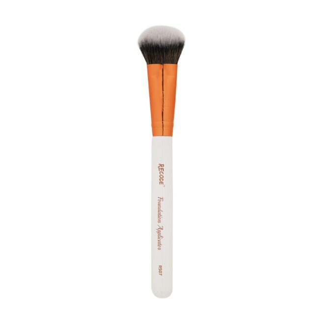 RS 07 Tapered Foundation Brush - Recode