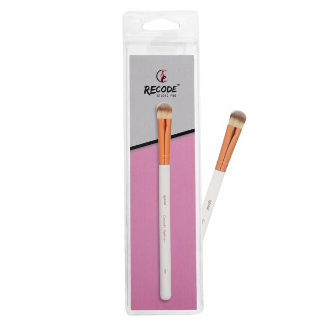RS 08 Concealer Applicator Brush - Recode